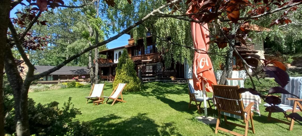 Apartments Carevo Polje Zlatibor Eksteriør bilde