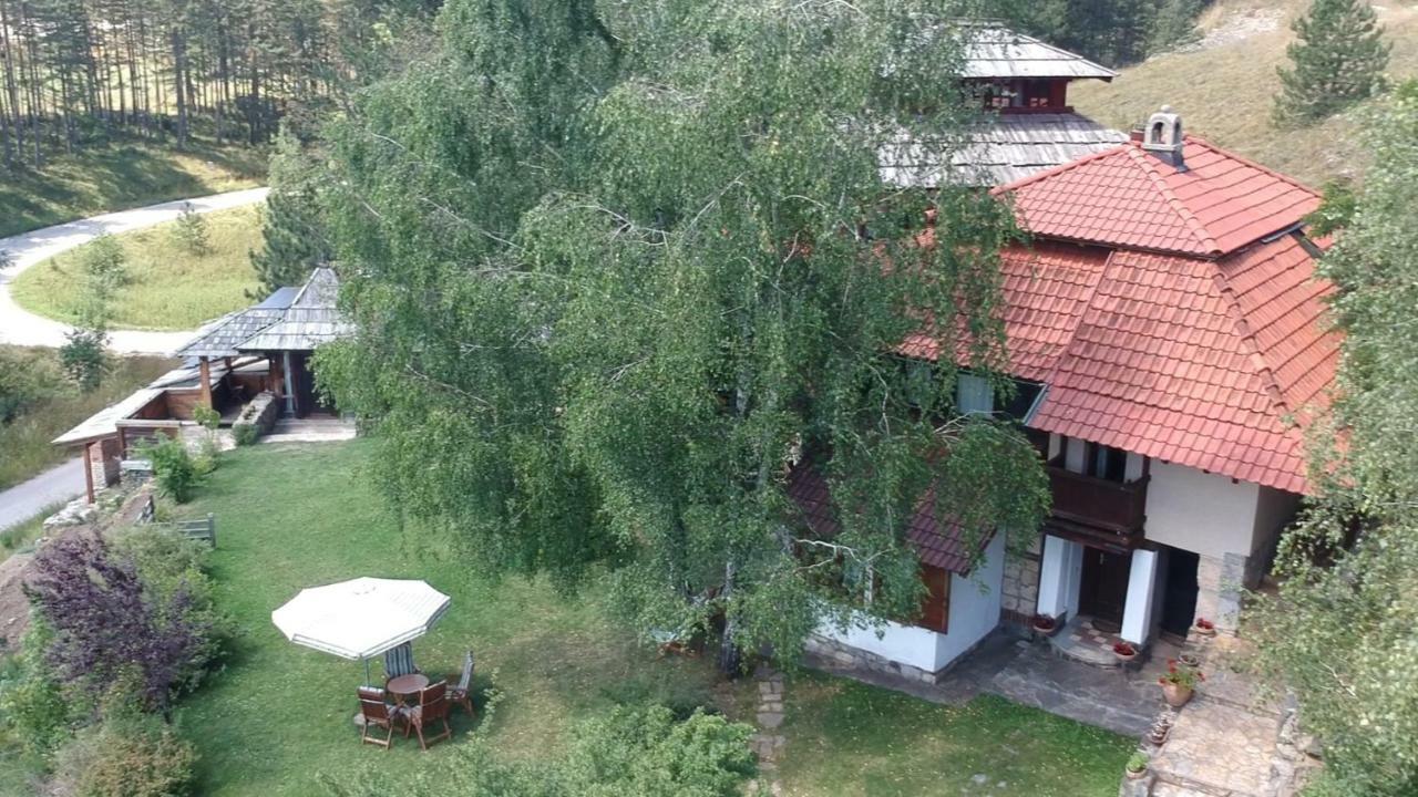 Apartments Carevo Polje Zlatibor Eksteriør bilde